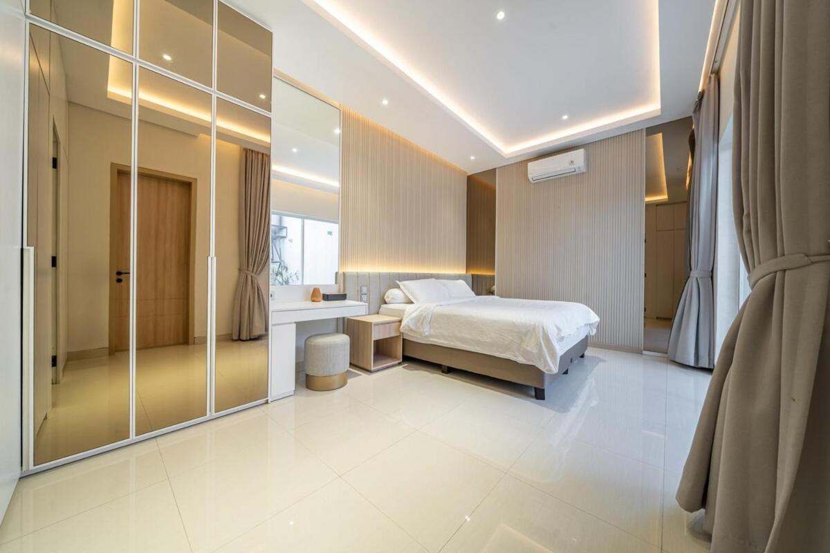 B17 - 2 Bedroom *